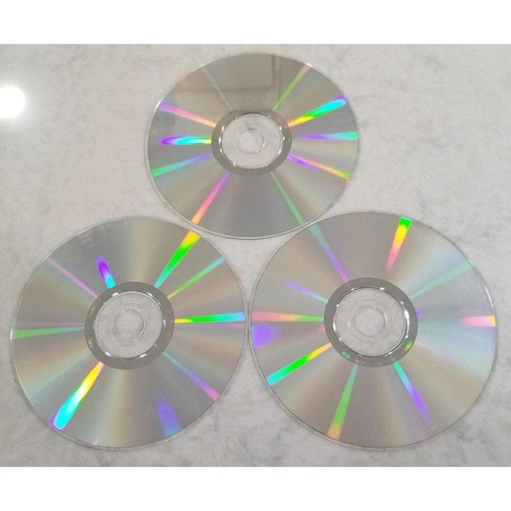 Tom Clancy's Splinter Cell 2002 UbiSoft 3-CD Set pc game disc's only